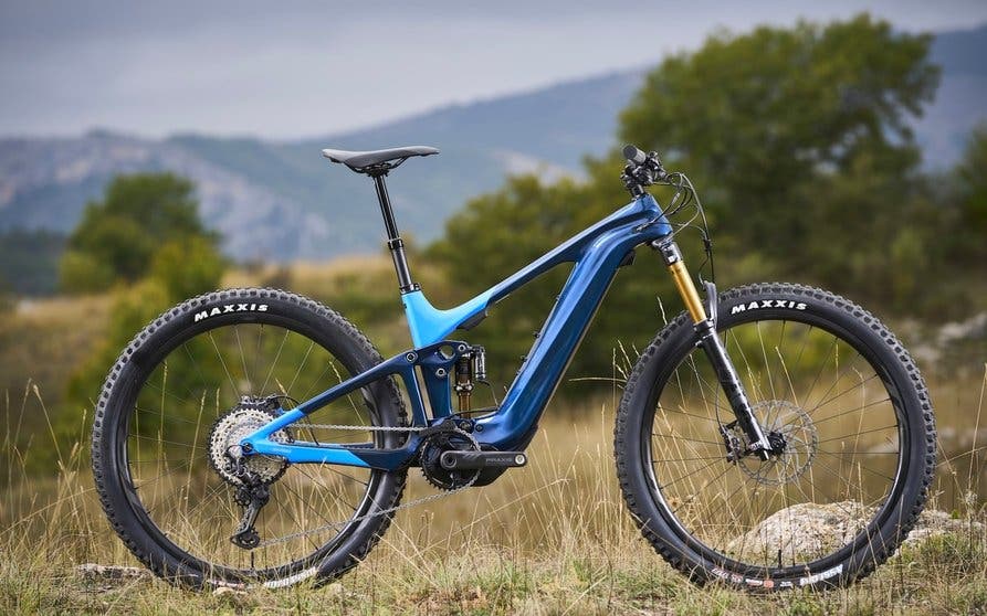 Descubre la revolución del ciclismo eléctrico con CiclosCabello y las bicicletas Giant 2021112518543995717